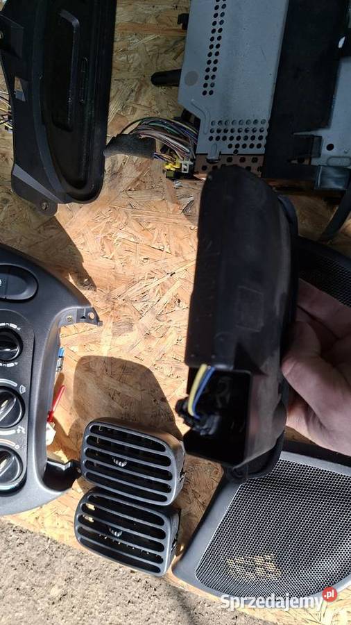 Popielniczka megane 1 lift Nowe Miasto Lubawskie