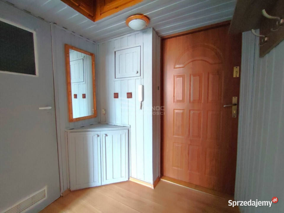 Kawalerka 29 mświetna i niski czynsz Piętro 1 Zamość