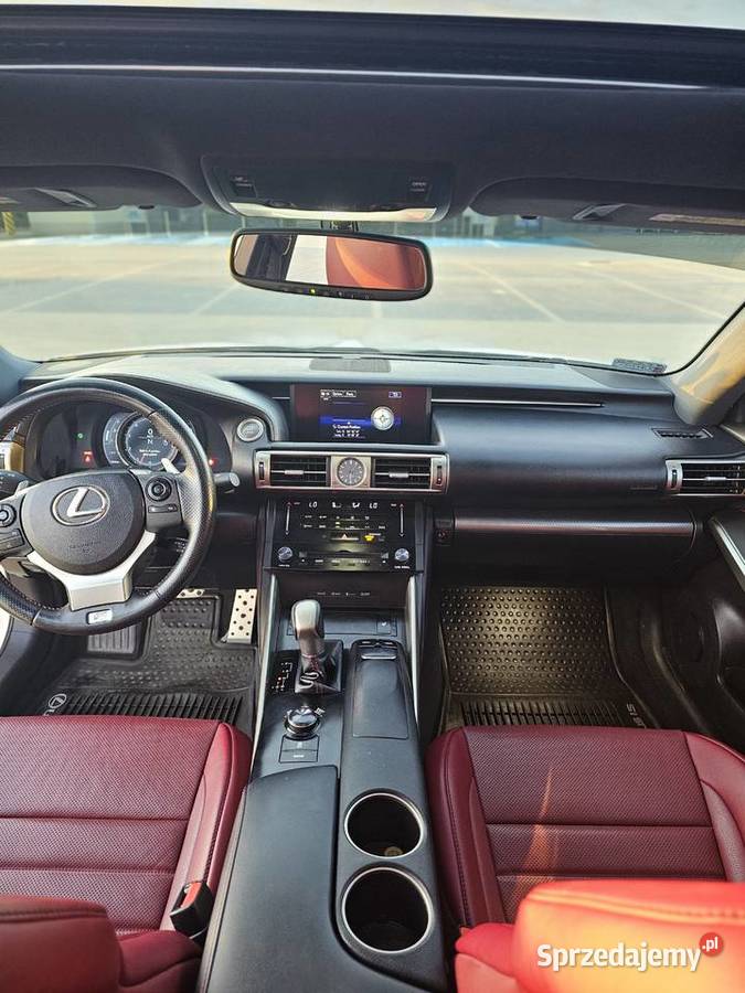 Lexus is350 fsport Węgorzewo
