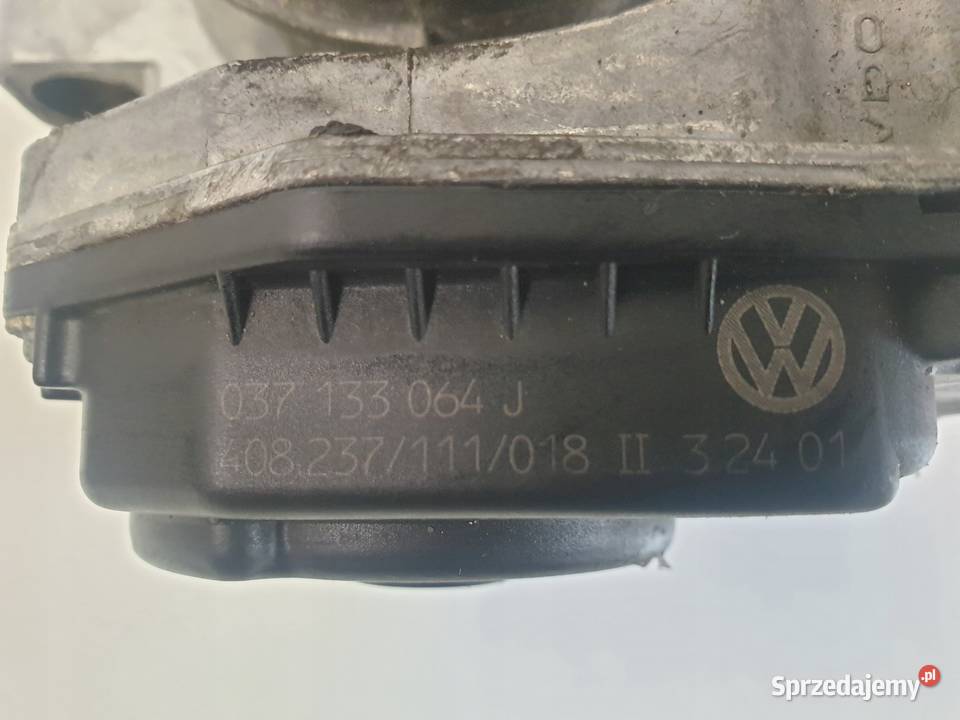 PRZEPUSTNICA VW Golf III 20 8V 037133064J Części samochodowe Chełm