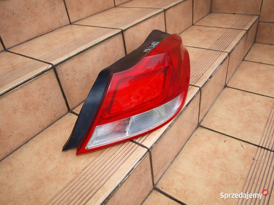 Opel insignia A sedan lampa prawa tył 2008 2013r Kalisz