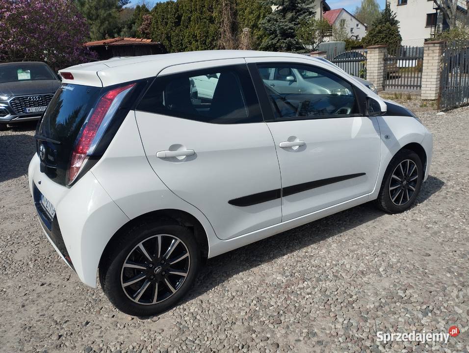 Toyota Aygo Salon Serwis 28 przebiegu biały Warszawa