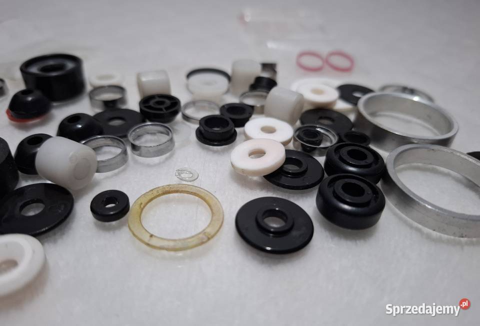 Plastikowe podkładki tuleje mix zestaw Czeladź