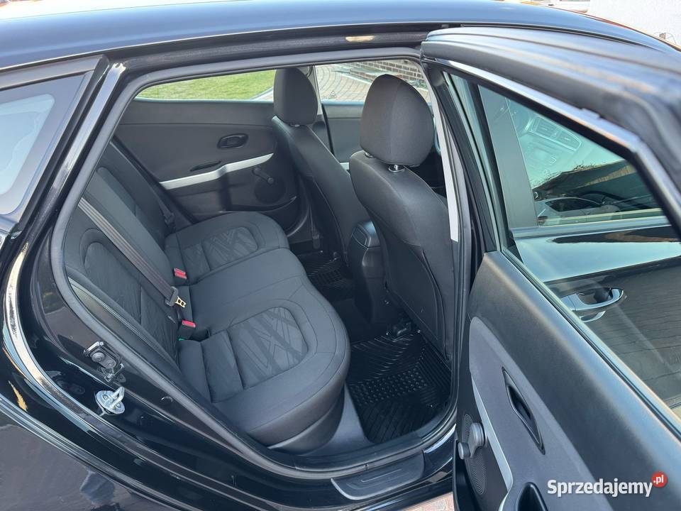 Kia Ceed 14 CRDi Niski przebieg Salon 2 komplety czujnik zmierzchu Poznań
