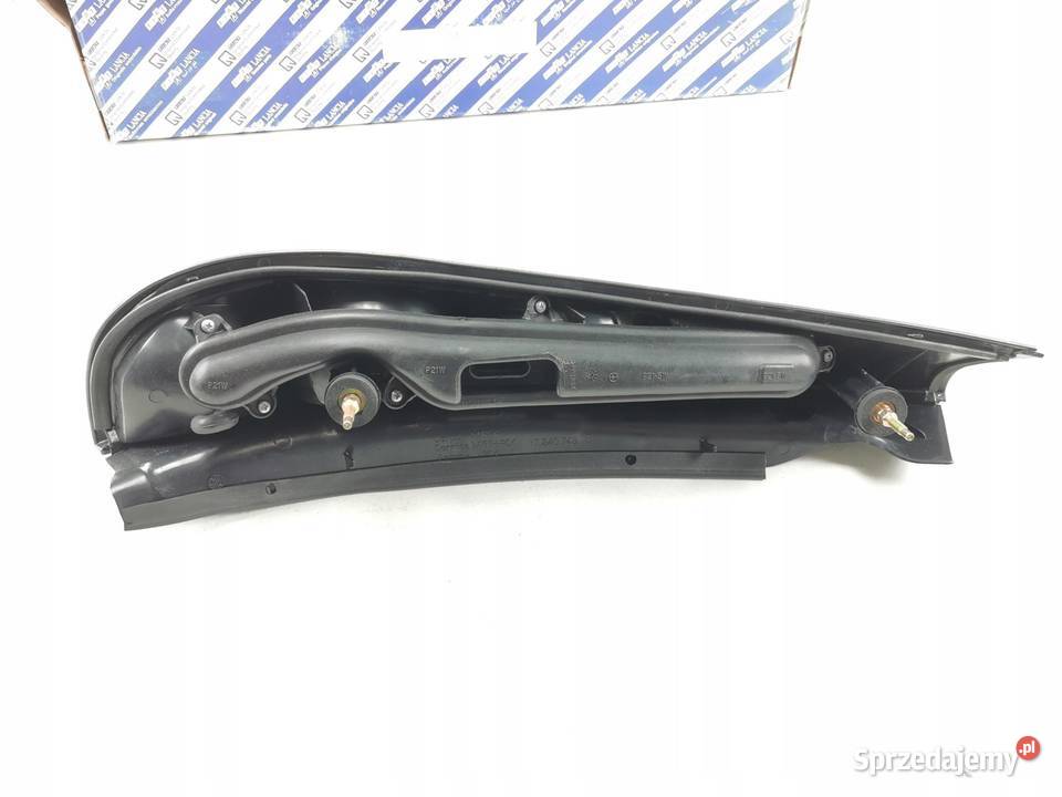 LAMPA PRAWY TYŁ FIAT MAREA 19962007 39560748
