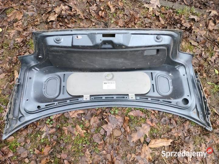 BMW E36 SEDAN KLAPA TYLNA Rąbień AB