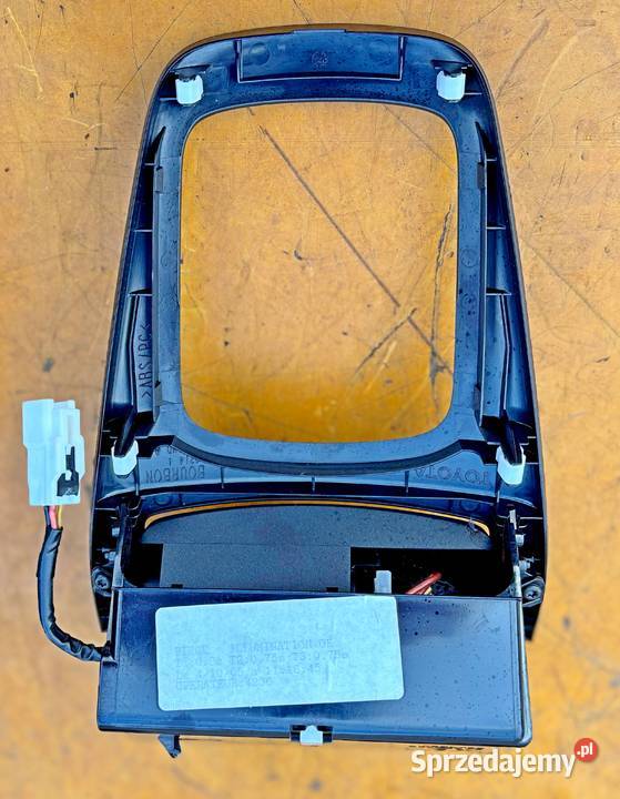 TOYOTA AVENSIS T25 OSŁONA POPIELNICZKI mazowieckie Radom sprzedam