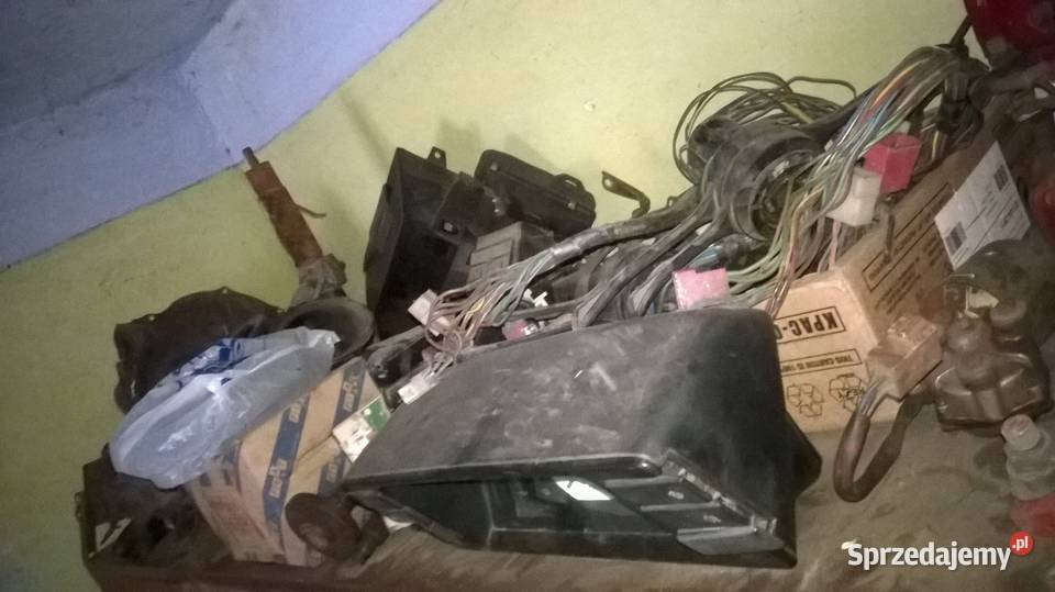 części fiat 126p Sanok sprzedam