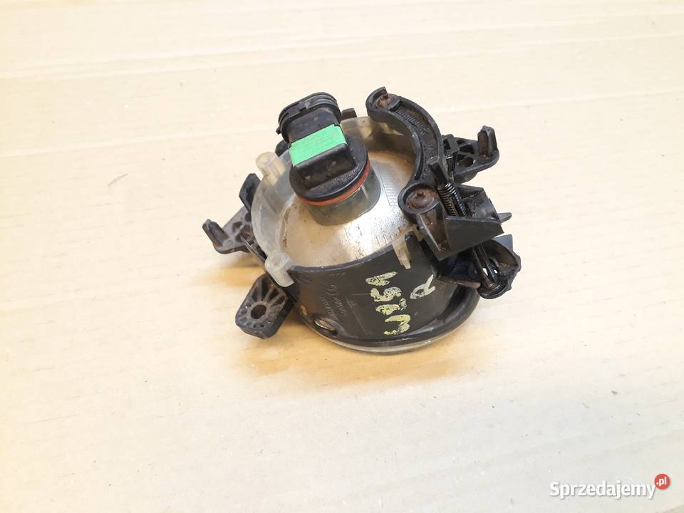 MERCEDES W251 HALOGEN PRAWY ZDERZAKA PRZÓD Międzychód