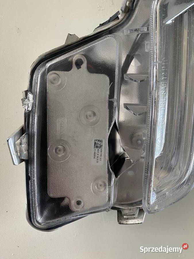 VOLVO XC60 ŚWIATŁO DZIENNE LED DRL lewy 31353287 Karoseria sprzedam