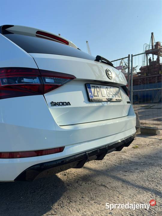 Skoda Superb 3v 20tdi 150 ambiente panorama reflektory ksenonowe Superb Police