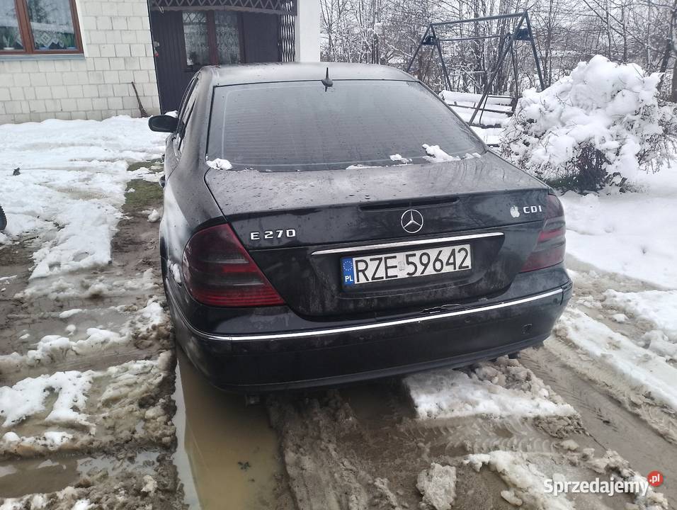 Mercedes w211 nieuszkodzony Klasa E Nienadówka