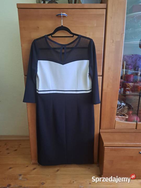 Nowa elegancka sukienka czarnoecru 44XXL Konin