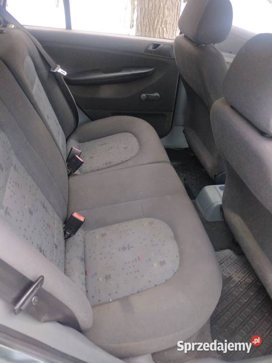 Sprzedam skodę fabie wymianie olei płynów