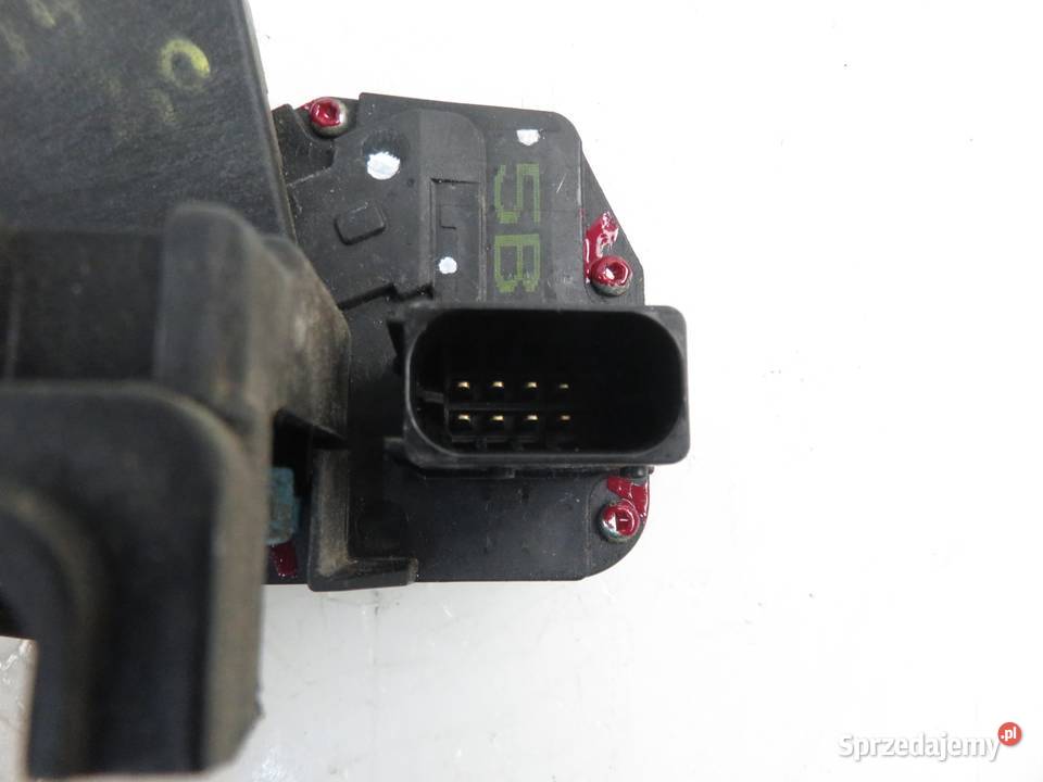 ZAMEK PRAWY PRZEDNI OPEL ANTARA A małopolskie