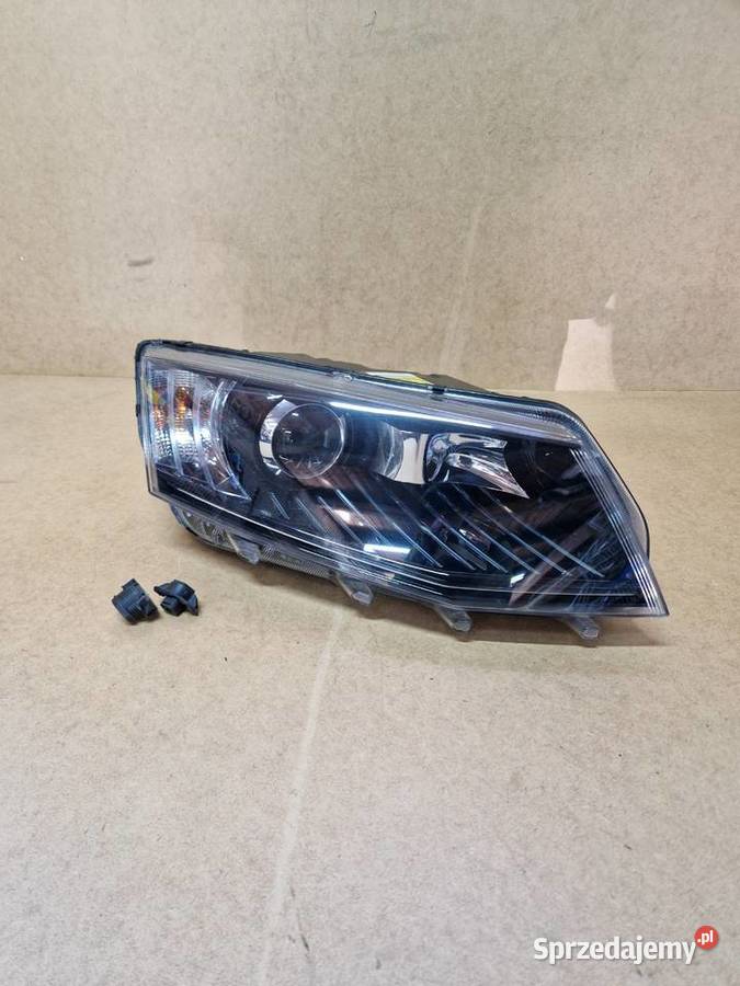 Skoda octavia 3 lampa reflektor prawy przód dolnośląskie Złotoryja