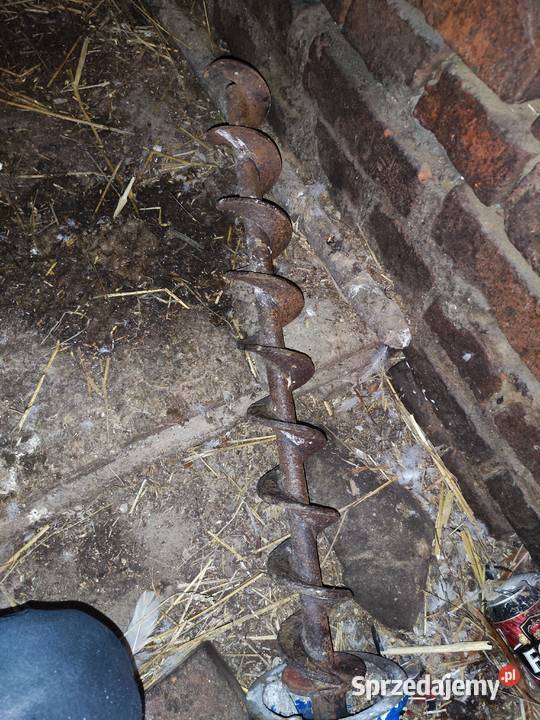 Kosz zbiornik do pieca z podajnikiem sprzedam