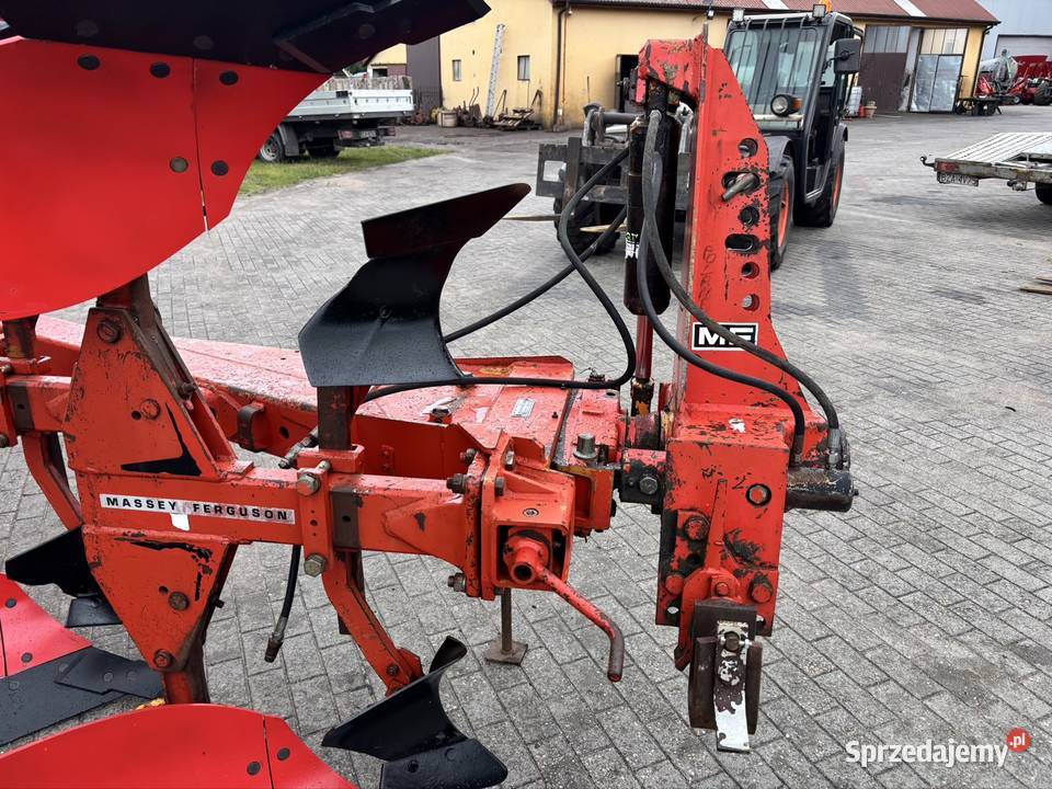 Pług 31 Huard 475 4 skibowy obrotowy Kuhn Massey nieuszkodzony Maszyny rolnicze Myszyniec sprzedam