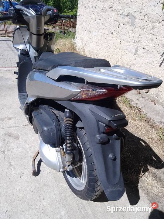 Błotnik tylny Honda SH 300 18r części Błotniki motocyklowe