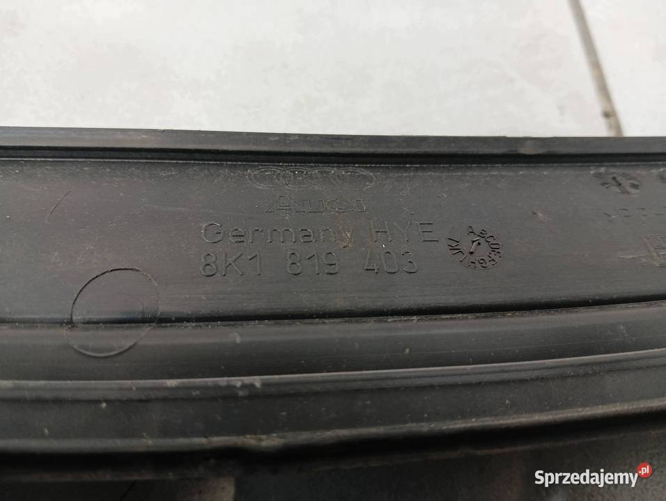 PODSZYBIE PLASTIKOWE KOMPLET 8K1819447 8K1819403