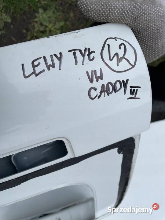 VW CADDY III DRZWI LEWE TYŁ TYLNE 0312r osobowe sprzedam