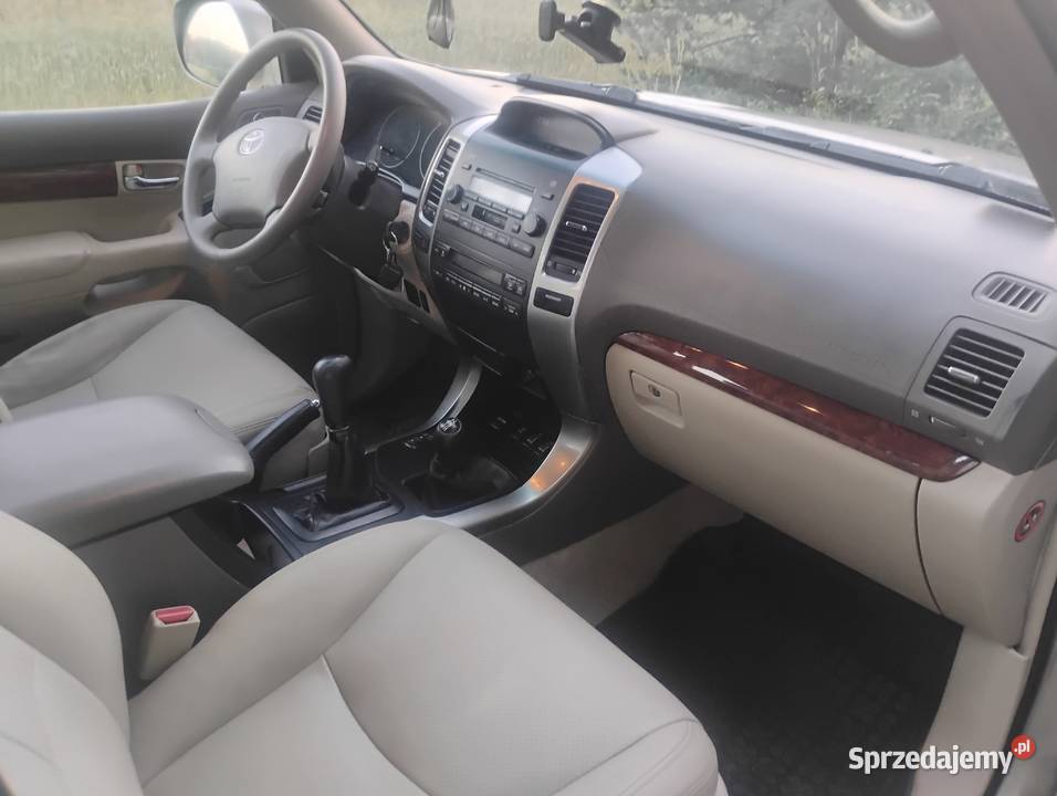 Toyota Land Cruiser j12 Grodziec