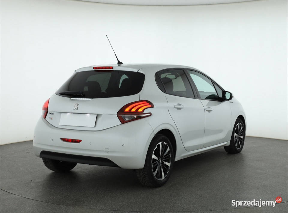 Peugeot 208 12 PureTech Piaseczno