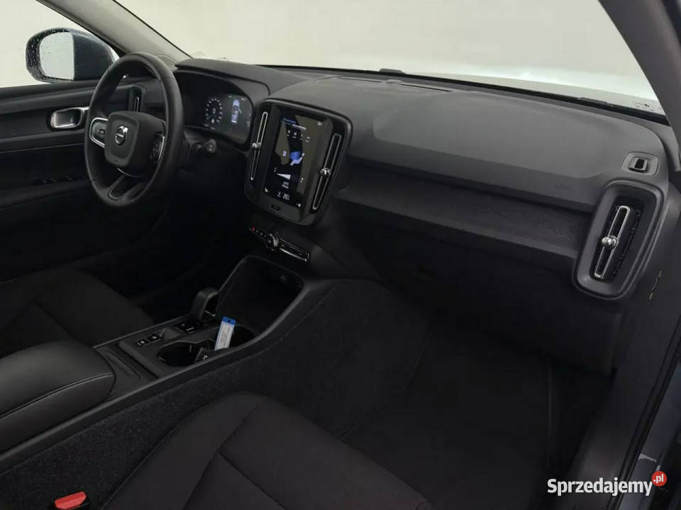 Volvo XC 40 15 Automat Podgrzewane fotele i Lipówki