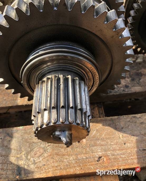 Koła zębate skrzyni zestaw Massey Ferguson 390 Kłobuck sprzedam