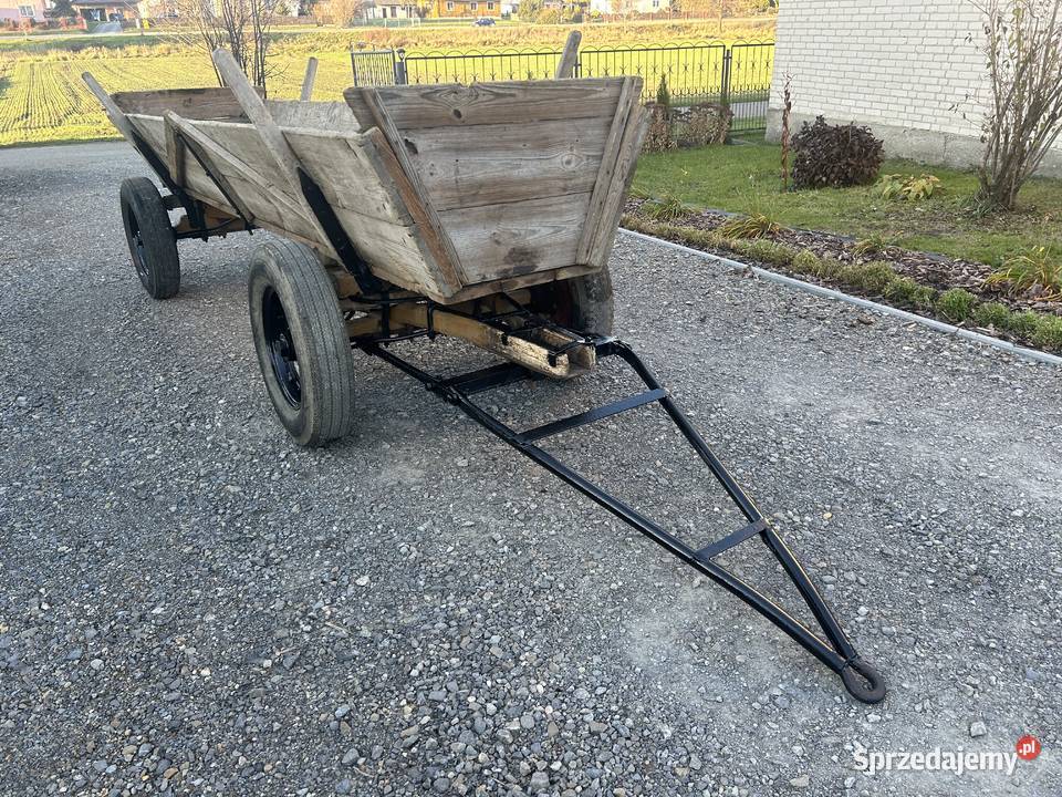 Wóz konny do ciągnika nieuszkodzony