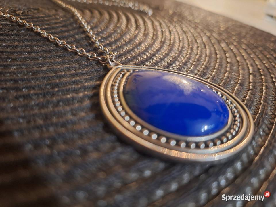 Stylowy wisior na długim łancuszku Dla kobiet Strzyżów