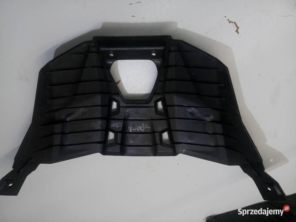 Polaris Sportsman plastik przód