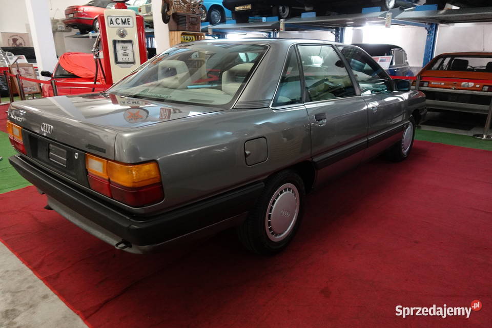 Audi 100 C3 Zdrowy i Ładny Egzemplarz Zgierz