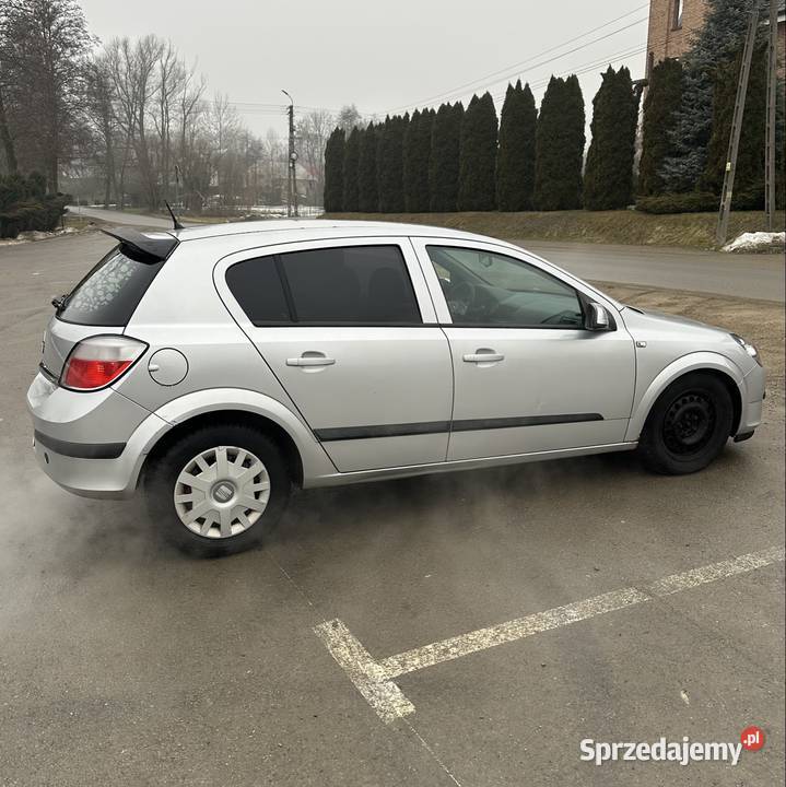 Opel astra H 17 diesel 2006r manualna Astra Strzegocice
