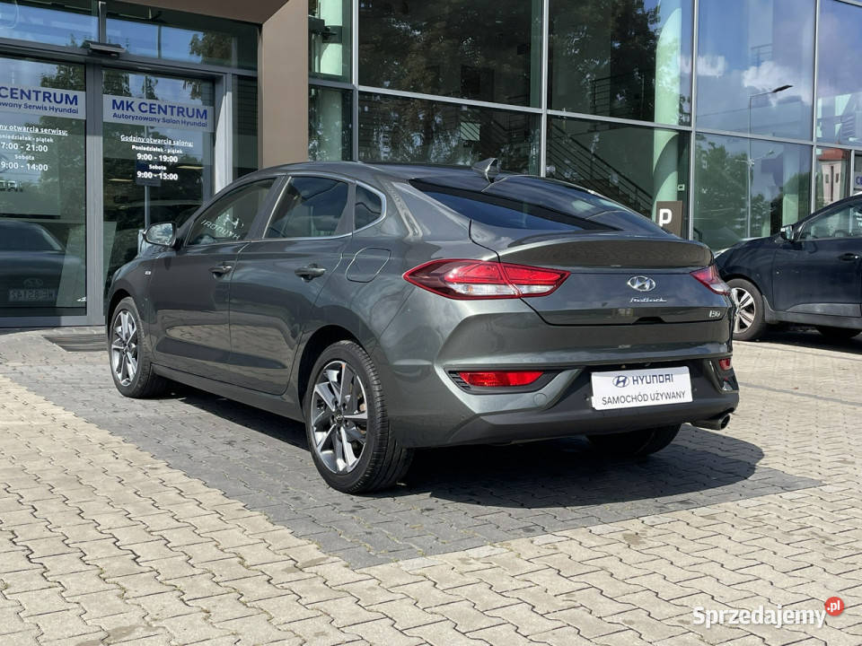 Hyundai i30 15 TGDI FASTBACK Smart 48V 7DCT Piotrków Trybunalski sprzedam