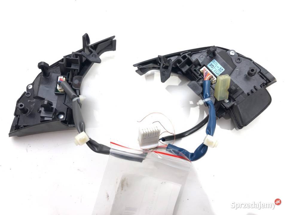 PRZEŁĄCZNIKI KIEROWNICY MAZDA CX5 1117 WŁĄCZNIK osobowe podkarpackie