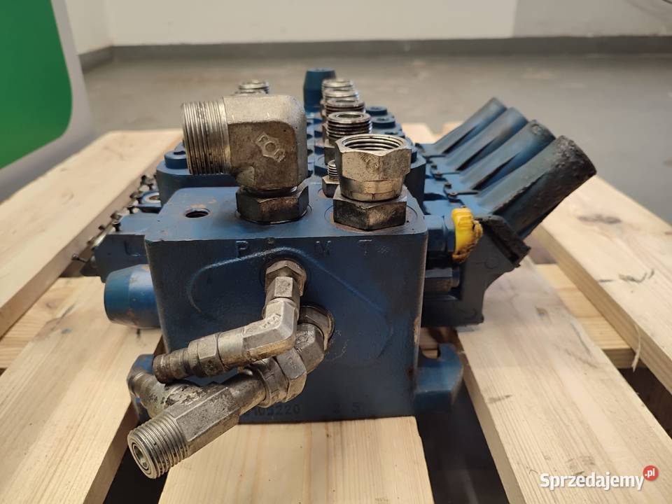 Rozdzielacz hydrauliczny J1408070837 08105081 Wilkowo sprzedam