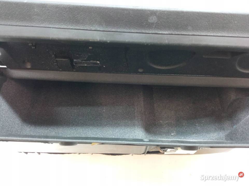 SCHOWEK PRAWY PASAŻERA DESKI 8N 8N1857095 Audi osobowe