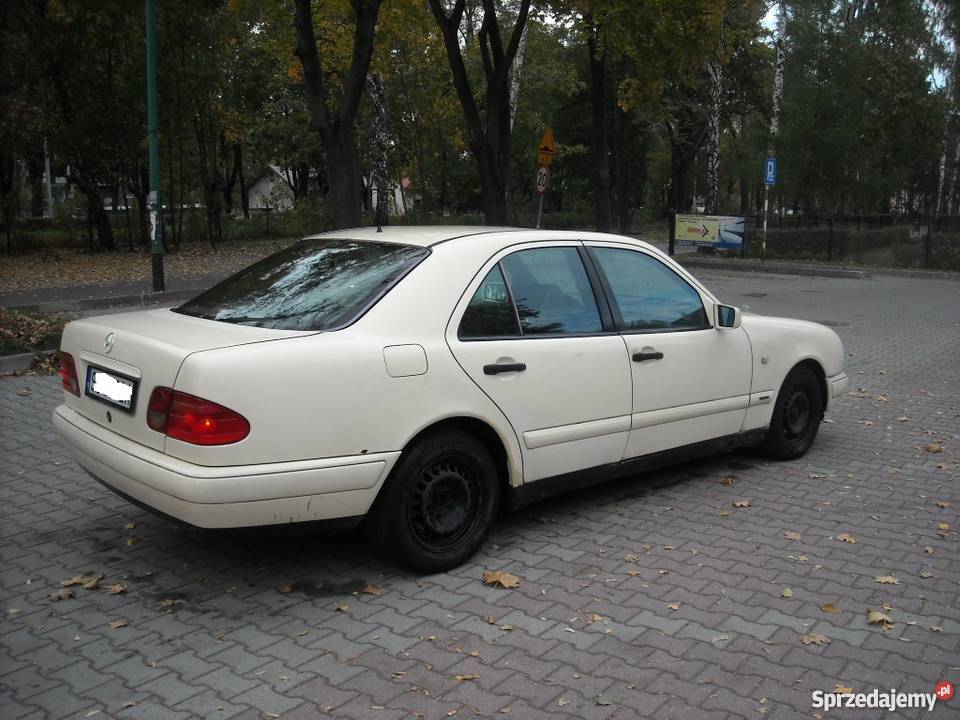 Mercedes W210 sedan ksenon Czechowice-Dziedzice