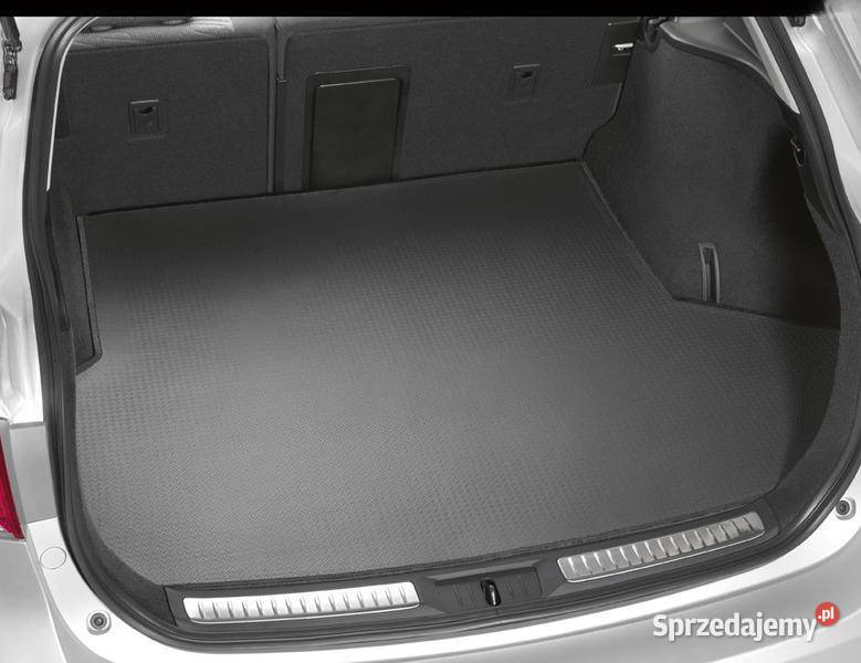 TOYOTA Avensis Gumowa wykladzina mata bagaznika Dywaniki sprzedam