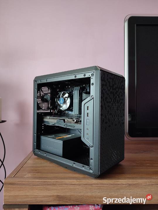 Komputer stacjonarny i3 9100F RX580 16GB RAM Liczba rdzeni procesora 4 Przemyśl sprzedam
