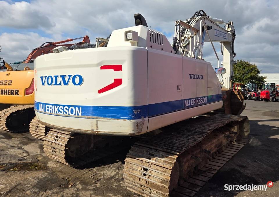 Koparka gąsienicowa Volvo EC 220 E 2015 Rok produkcji 2015 Jeziorko