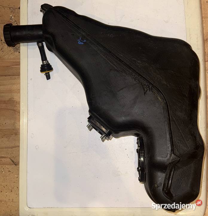 Bak zbiornik paliwa Aprilia Sr 125 GT Zbiorniki paliwa