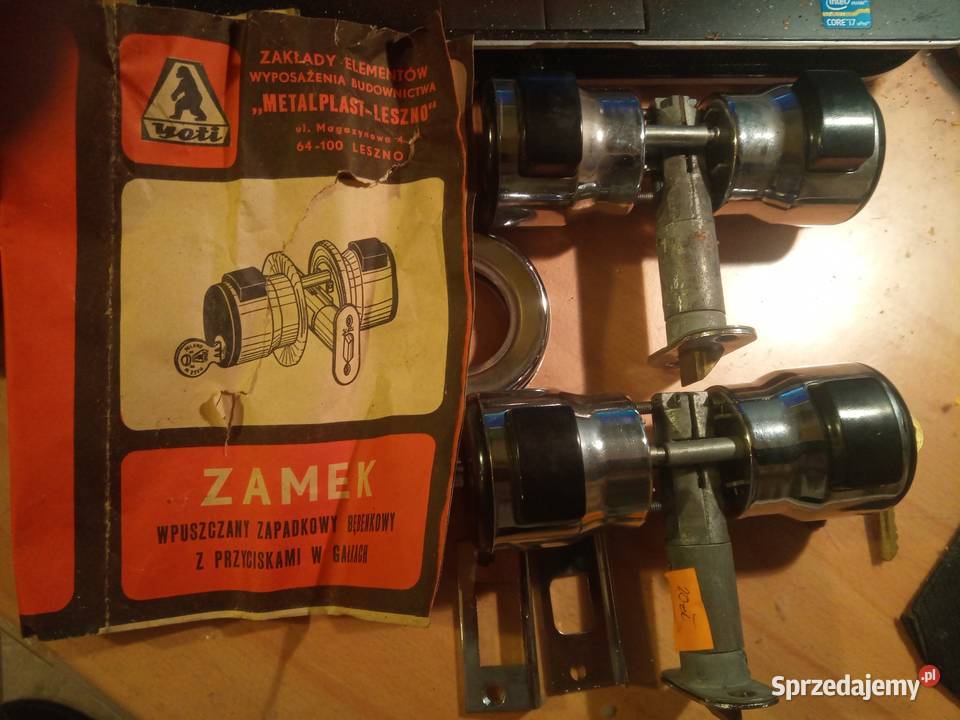 Zamek wpuszczany zapadkowy bębenkowy z