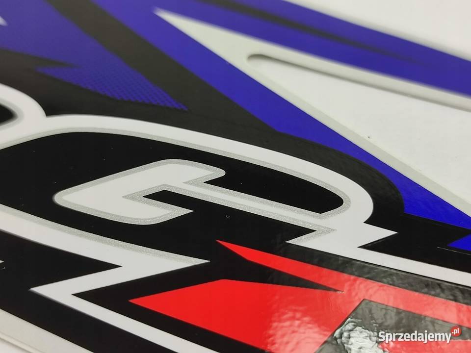 NAKLEJKA JOG R NA CZACHĘ YAMAHA CS50 JOG R 2010 Emblematy sprzedam