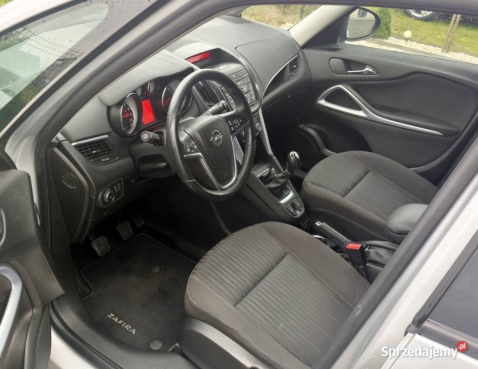 Opel Zafira 14 Turbo benzyna 7 osobowa zadbana