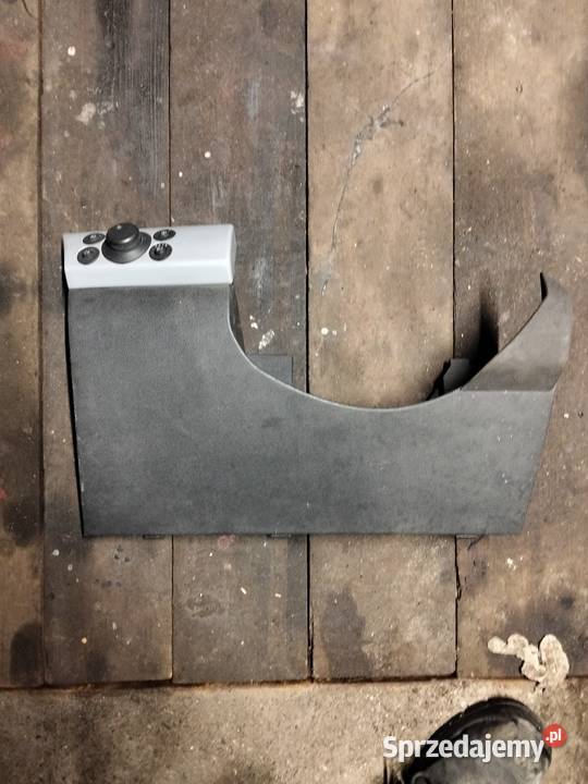 Panel pod kierownicę astra H Gumieniec