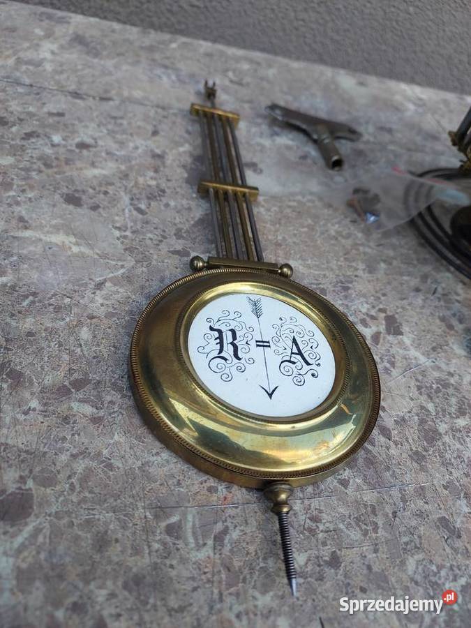 174 Zestaw mechanizm starego małego zegara Tczew