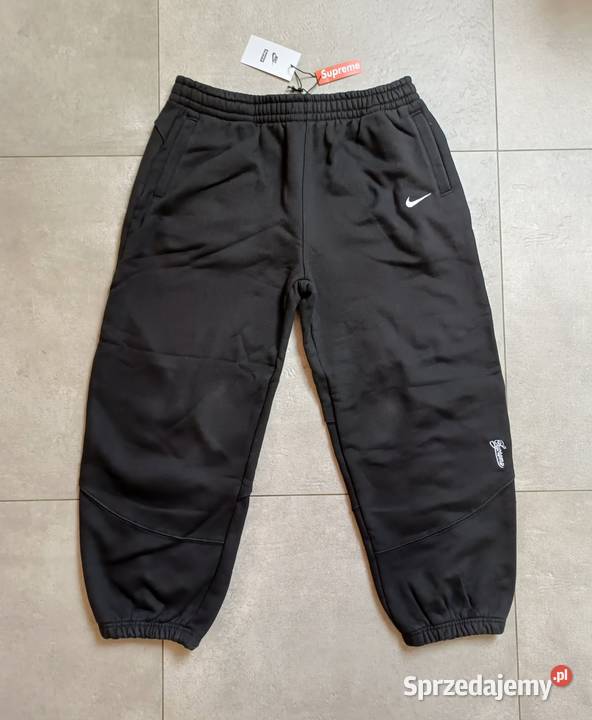 Nike x supreme SS25 joggers Nike