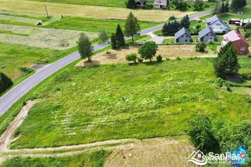 Grunt Uherce Mineralne 2000m2 sprzedam